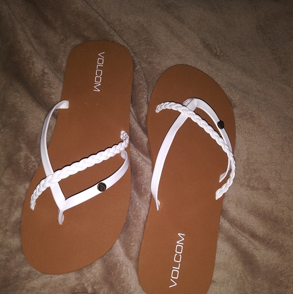 white volcom sandals